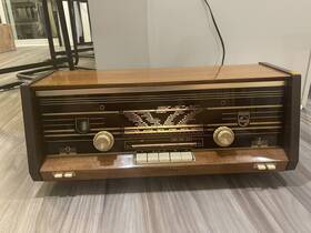B4x23a Philips Vintage C1964 Wooden Case B4x23a/15 Radio Sw Lw Mw Vhf
