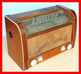 Philips Bs-581u - 7 Band Vintage Tube Radio From 1940s