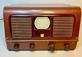 Tv-37u Pilot Vintage Portable Tube Television Receiver 1940s Complete As-is
