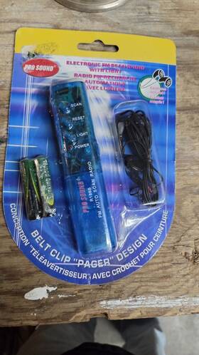 R188b Pro Sound Vintage Fm Radio New Unopened Package R188b Pro Sound Vintage Fm Radio New Unopened Package