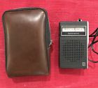 R-1014 Panasonic Vintage Transistor Travel