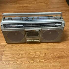Scr-10 Radio Shack - Tandy Src-10 Realistic Model Portable Am/fm Stereo Cassette Player/recorder Scr-10 Radio Shack - Tandy Src-10 Realistic Model Portable Am/fm Stereo Cassette Player/recorder