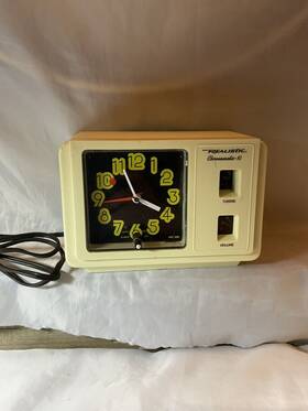 Chronomatic-10 Radioshack 12-1464 Radio Alarm Shack Circa - 1970 Srealistic Model#12-1464