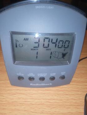63-970 Radioshack Radio Controlled Clock 63-970 Radioshack Radio Controlled Clock
