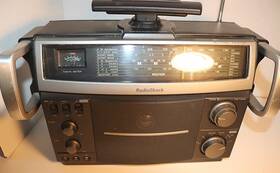 A2h4l912-975 Radioshack Radio Shack Multiband See Discription