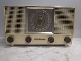 6-xf-9e Rca Victor Model Am Fm Phono Superheterodyne Tube Radio Vintage