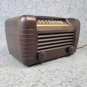 Rca 65x1 Victor Model Tube Radio Vintage 1940s Mid Century Modern Bakelite Works