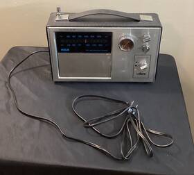 686e-v Rca Vintage Vibra Fm/am Personal Portable Ac/dc Dual Power Radio Rwm