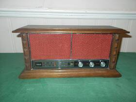 Rvc748d Rca 742w Vintage Am-fm Solid State Wood Radio Japan Works Great