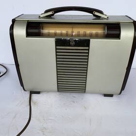 8bx6 Rca Vintage Victor Model Radio 1940-1950 Working