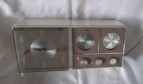 Rhs33t Rca Vintage Victor Am/fm Alarm Clock Radio Model Needs Work- Static