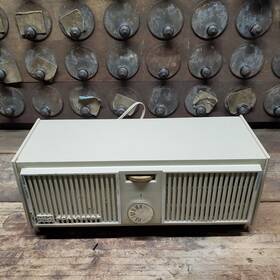 Rja2ib Rca Vintage Victor Model Tabletop Radio For Parts Or Repair