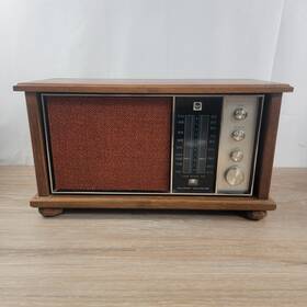 Rjc64s Rca Vtg 1960s Victor Am/fm Model Pecan Solid State Radio Tested Working