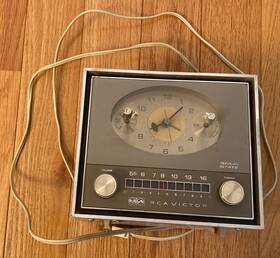Rjd35w Rca Vintage 1960s Victor Alarm Clock Radio Walnut Model