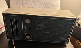 Rlc-22n Rca Rlc22n Amethyst Vintage Radio - Solid State Maple White/blue Rare Works