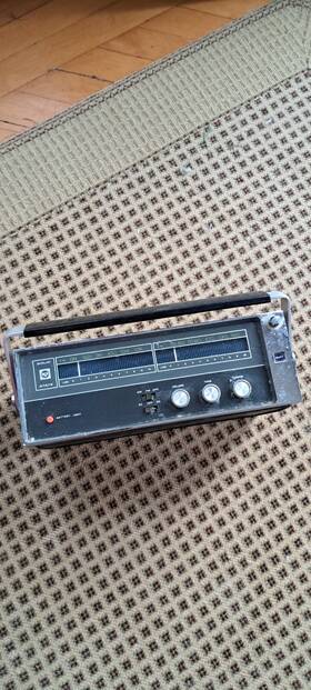 Rlm73e Rca Vintage Solid State Am/fm Radio Blk For Parts Or Repair