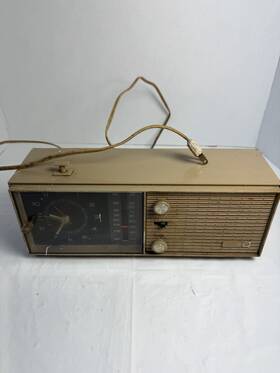 Rls39n Rca Vintage Am Fm Clock Radio 12 Inch Japan Untested As Is