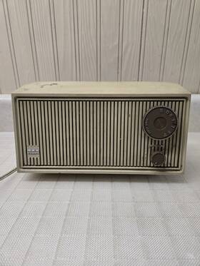 Rza202r Rca Vintage Am Radio Beige Model Collectible Classic Electronics