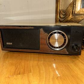 Rza702y-v Rca Vintage White Range 540-1600khz Radio