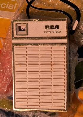 Rzg104y Rca Model - 50th Anniv Transistor Am Radio With Box Untested