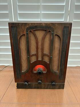 T6-11 Rca Antique Victor Radio Tombstone