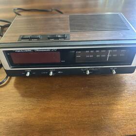12-1520 Realistic Chronomatic 123 Radio Alarm Clock Model No Am Fm Freq. Range