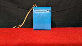12-166 Realistic Vintage Am Radio Model