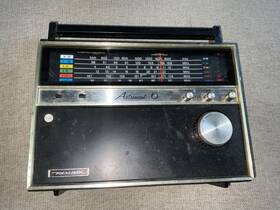 Astronaut-6 Realistic 12-2060 Portable Radio Parts Or Repair 6 Band Read Astronaut-6 Realistic 12-2060 Portable Radio Parts Or Repair 6 Band Read