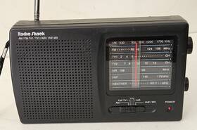 12-456 Realistic Radio Shack Portable Multiband Am/fm Tv1 Tv2 Air Vhf-wx Works