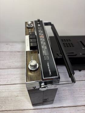 12-677a Realistic Vintage Fm-am Autoportable Radio Ars Model 12-677 With Car Mount