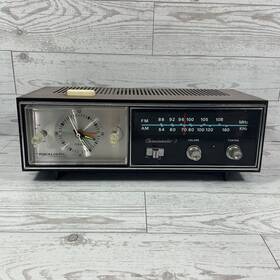 Realistic Chronomatic-3 12-1485 Vintage Am/fm Stereo Alarm Clock Radio Mcm