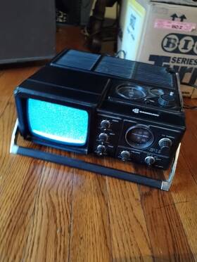 Bt-120at Samsung 40410475 Vintage Portable Am Fm Radio Tv Model Working