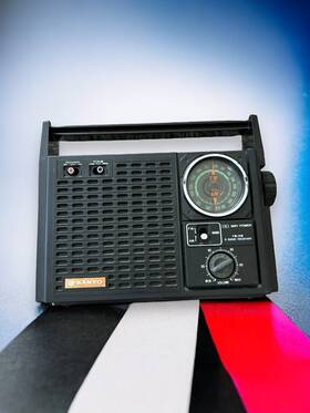 8011932 Sanyo Rp 7331 Vintage Portable Radio Am Sw Oirt Fm Military Design 1970s Japan