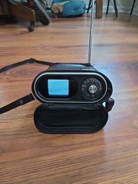 564.50390050 Sears Vintage Binoc Portable Tv /radio Combo By Tested And Working