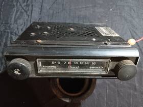 564.626410 Sears Roebuck Am Radio Built In Speaker - Works Great