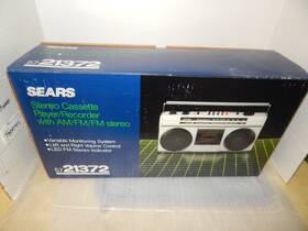 664.21372350 Sears Sr 2000 Am/fm Stereo Radio Single Cassette Player With Box Works