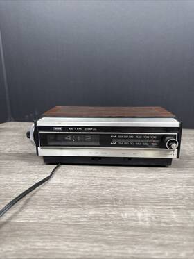 800.20530300 Sears 70s Transistor Flip Clock Radio Model 3433 Am/fm Alarm Wood