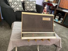 8017 Sears Rare Vintage Silvertone Am Fm Radio Model Works See Details