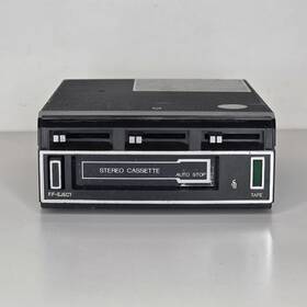 471.505920 Sears Roebuck And Co. Vintage Simpsons Truck Car Stereo Cassette Tape Player