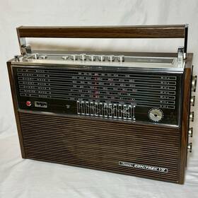 564-22860100 Sears Roebuck And Company Com/trek Vii Am/fm 7 Band Radio Receiver Japan