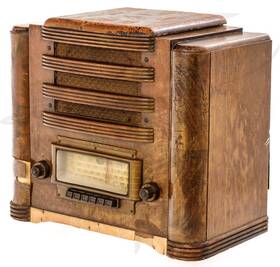 R-1591 Sears Roebuck Vintage Silvertone Tube Radio Wood Tombstone