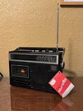 21791 Sears V1-v2 61 Radio/cassette Player - Tested Needs Repair