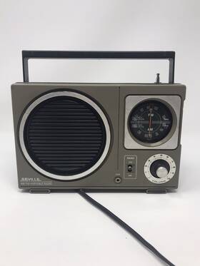 1806 Seville Vintage Am/fm Radio Model Untested As Is