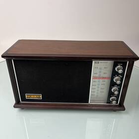 Fma-31 Sharp Vintage Radio Am/fm Made In Japan C. 1960s Works