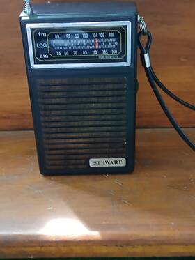 G018 Signet Vtg Solid State Stewart Am/fm Reciever Radio Uc As Is Look/read