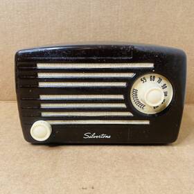 N24847 Silvertone Rare Tube Radio Vtg Sears Am Metal Body Model 1 Works