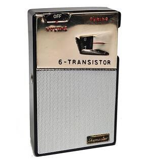 Hf601 Skymaster Circa 1965 Vintage Model Pocket Am Transistor Radio A Nice Set