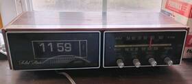 Tr-901 Solid State Milovac Vintage Digital Flip Clock Radio Alarm