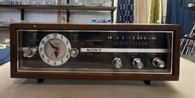 8rc-74 Sony Vtg Am / Fm Clock Radio Tested Working