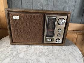 Sonyicf9250 Sony Vintage Radio Tfm-9450w 11 Transistors 2 Band Fm Am With Lighted Dial